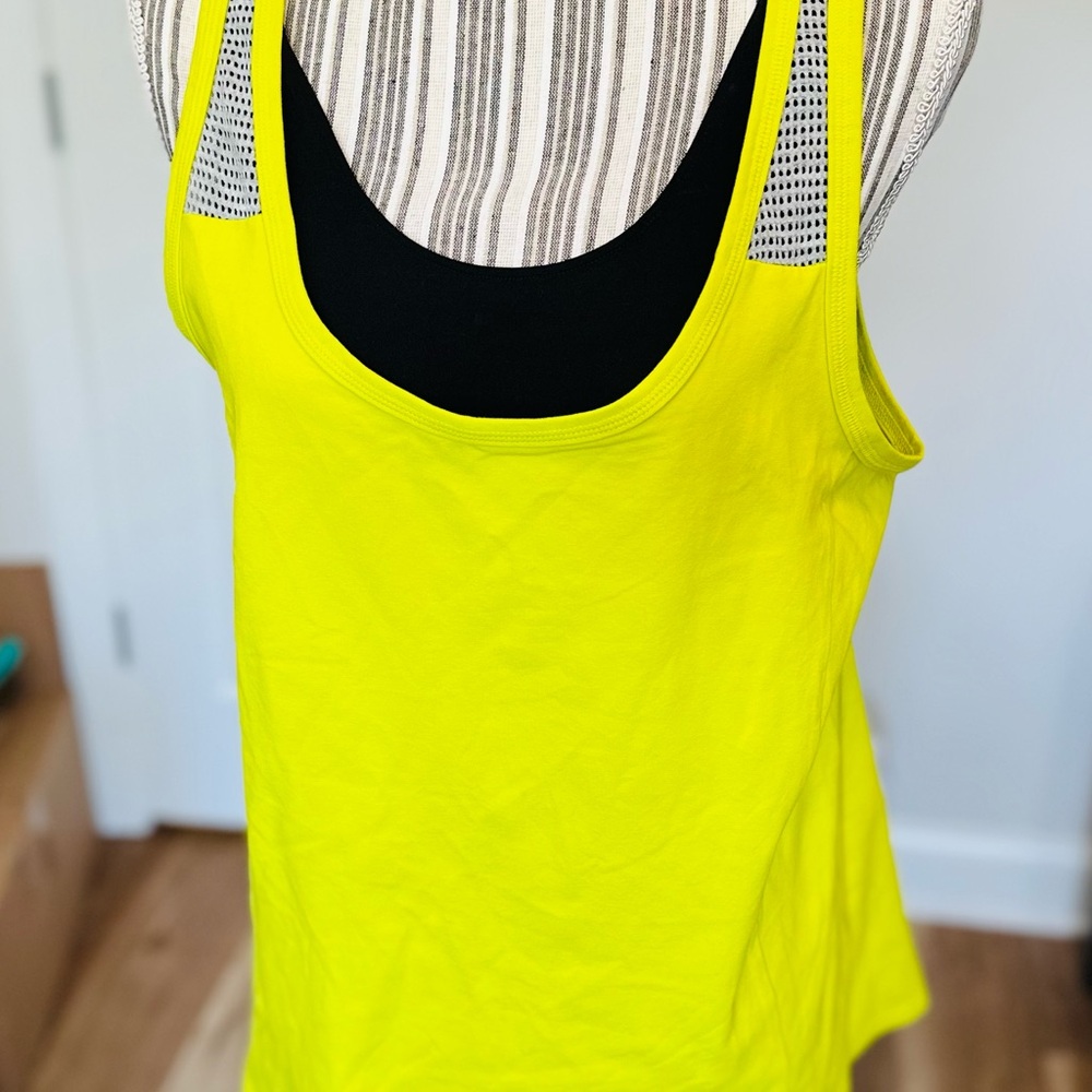 Lane Bryant athletic top with mesh detail, new without tags, size 18-20